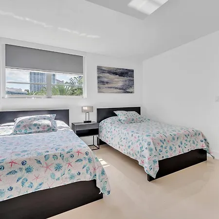 The Tides Apartments On The Beach Hollywood Exterior photo