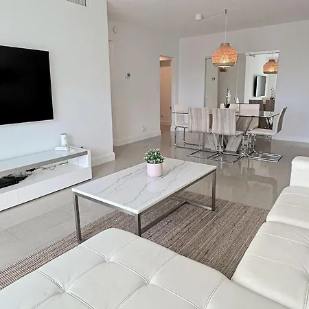 The Tides Apartments On The Beach Hollywood Exterior photo