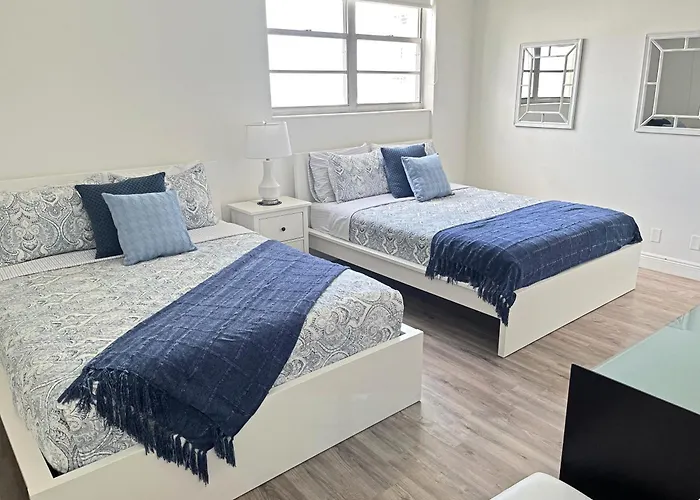 The Tides Apartments On The Beach
