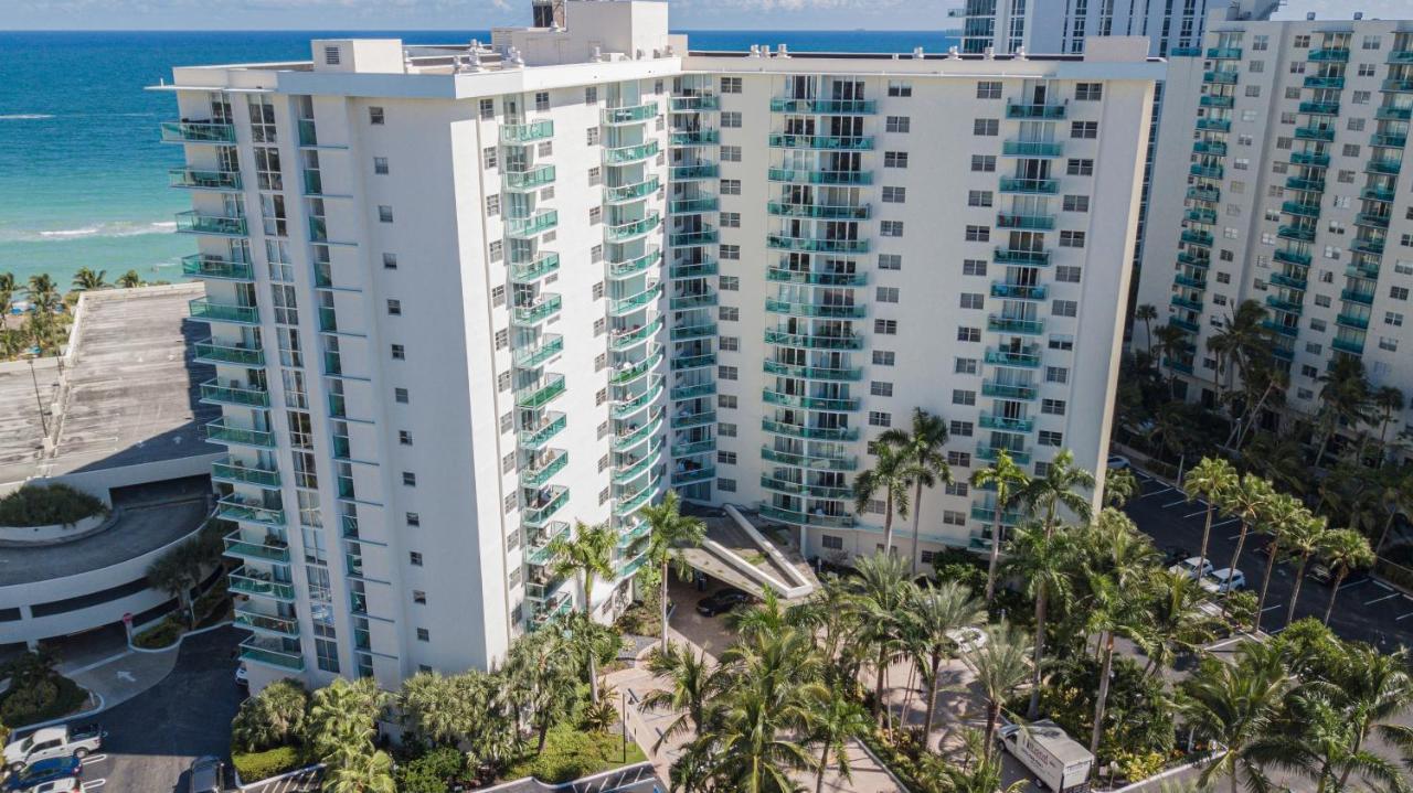 Apartment The Tides On The Hollywood