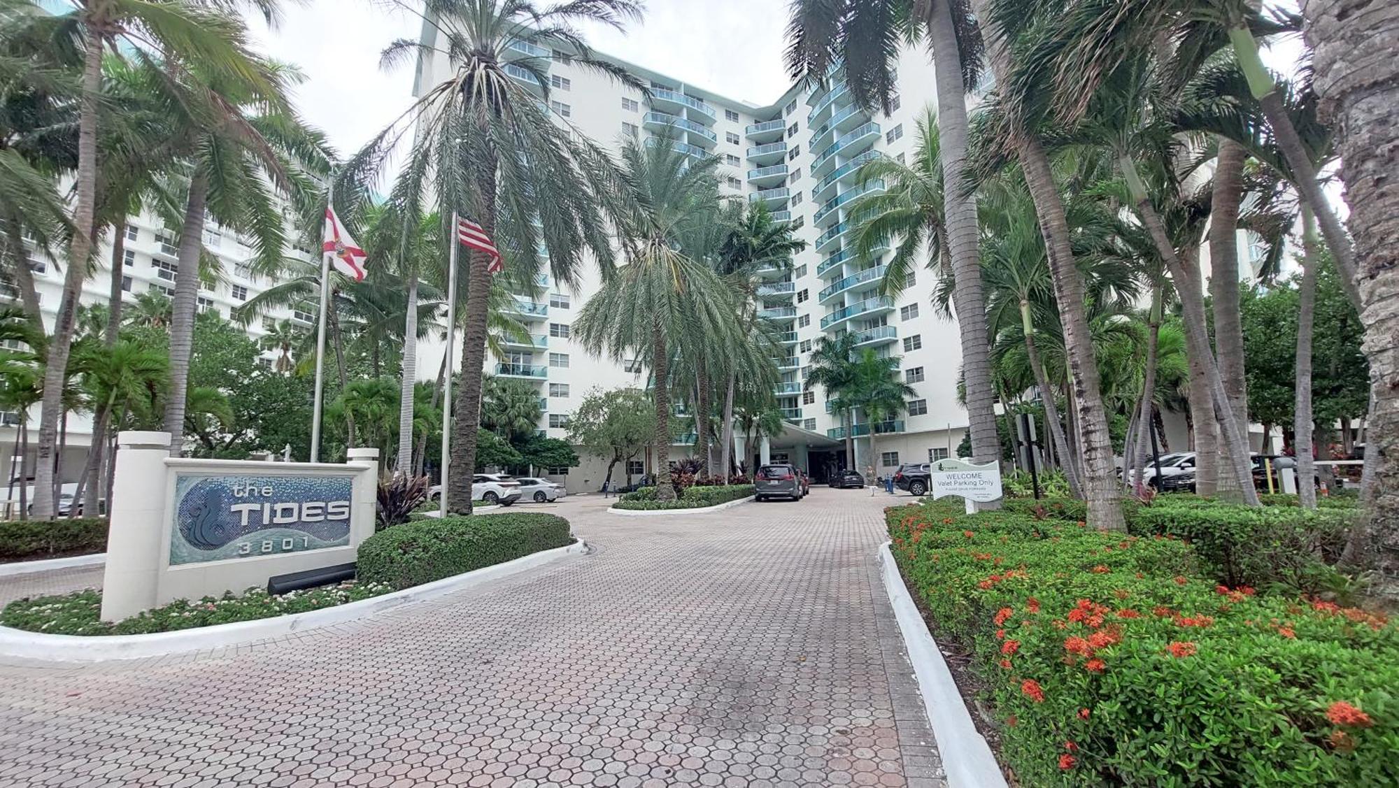 Apartment The Tides On The